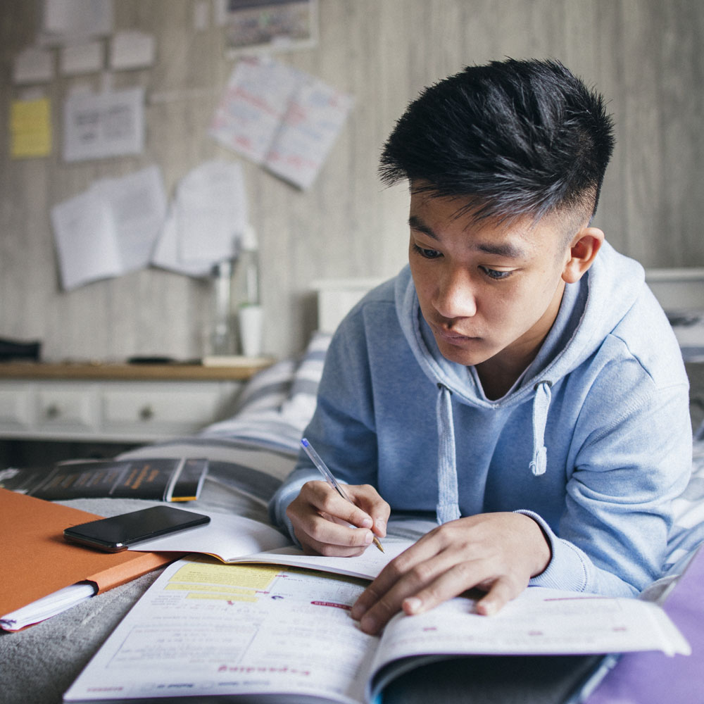 A student uses the skills he developed in his study skills group program.